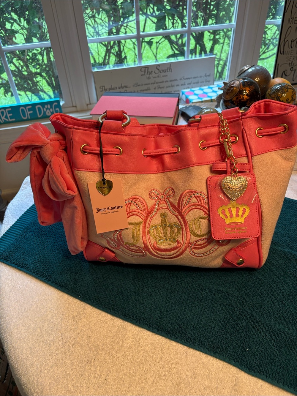 Juicy Couture Juicy Lovers Club Daydreamer Tote Bag